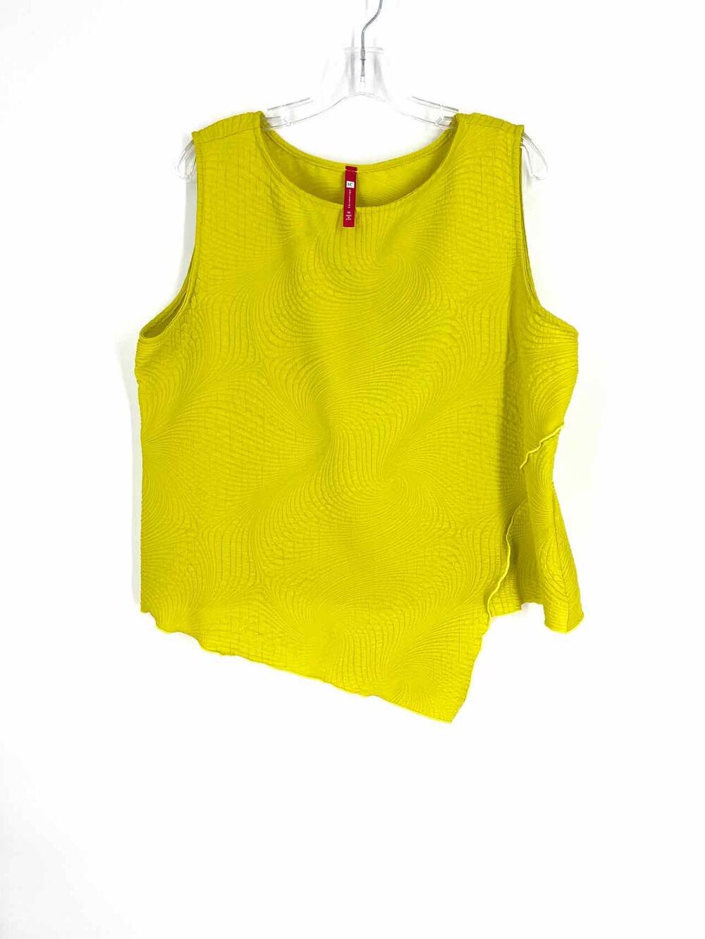 IC by Connie K Size XL Chartreuse Geometric Textured Tops Top-Sleeveless